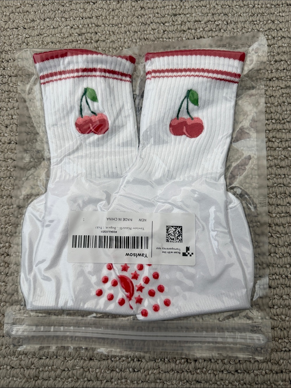 White Cherry-Embroidered women’s Pilates socks